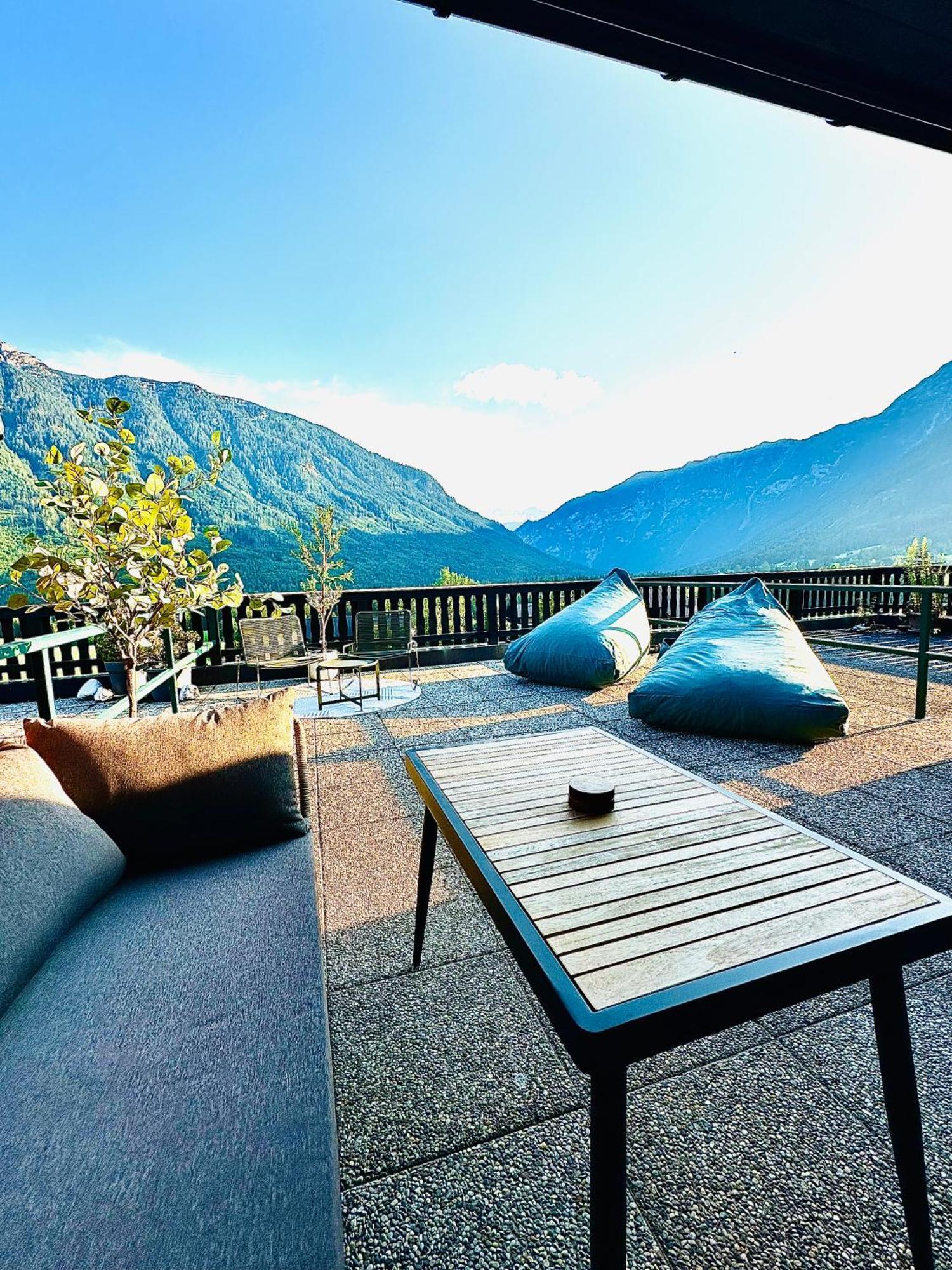 Das Alpenzeit Appartement Mit Just Private Terrasse (Adults Only) Бад Аузее Екстериор снимка