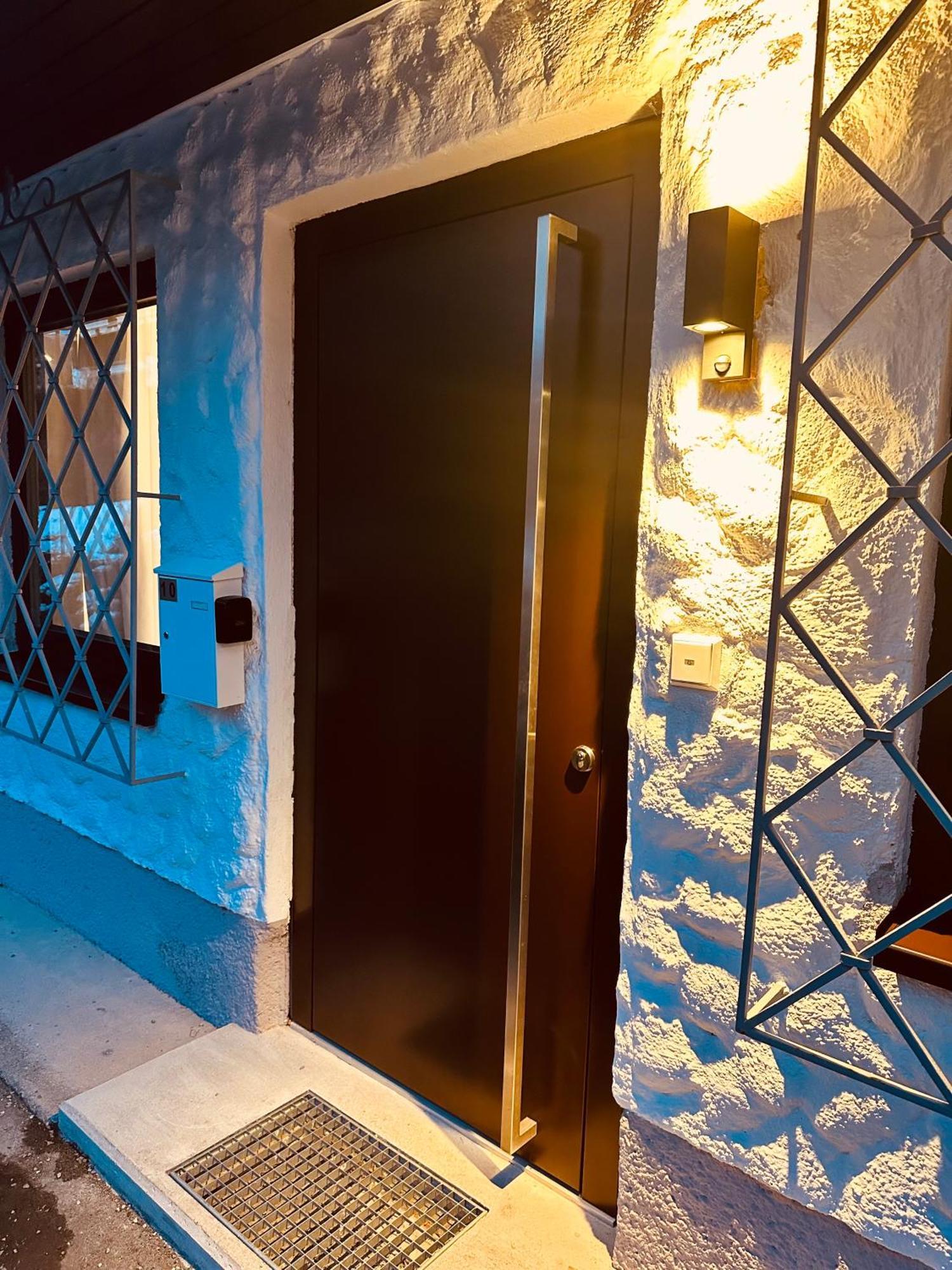 Das Alpenzeit Appartement Mit Just Private Terrasse (Adults Only) Бад Аузее Екстериор снимка